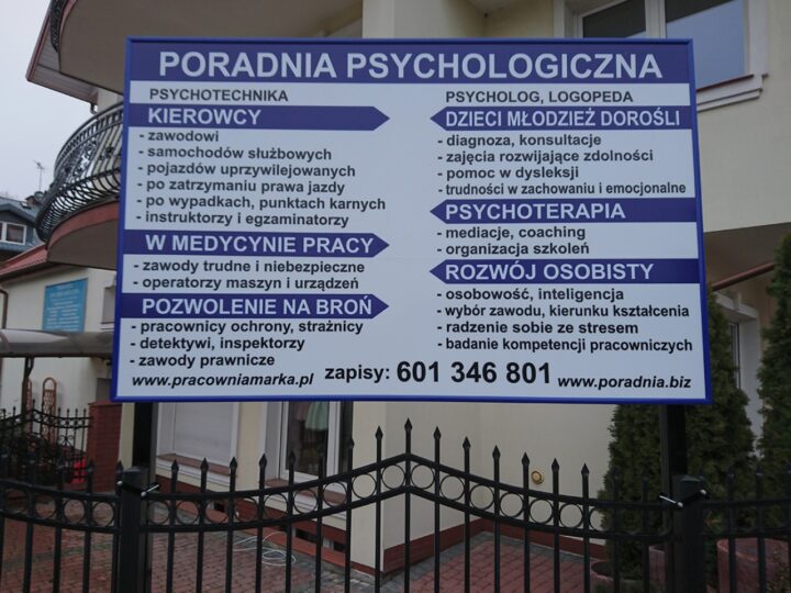 Advertising sign box for a psychology clinic in Stara Miłosna – project photo 2